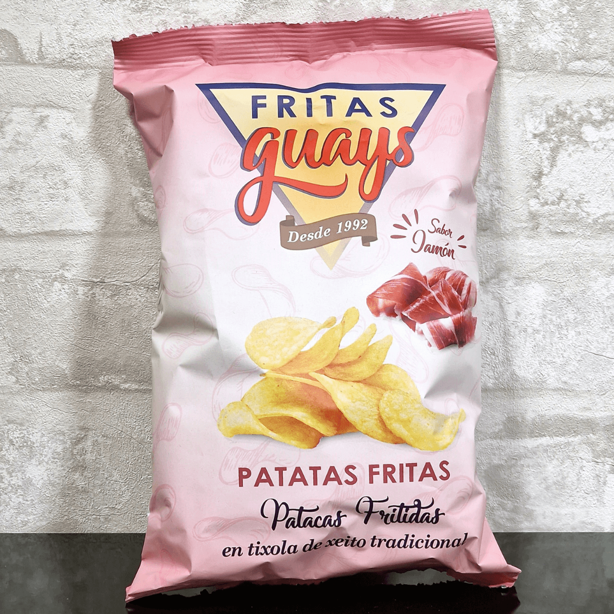 メルカドーナ（Mercadona）の店内の様子。スペインのスーパーマーケットで買えるバラマキ土産。