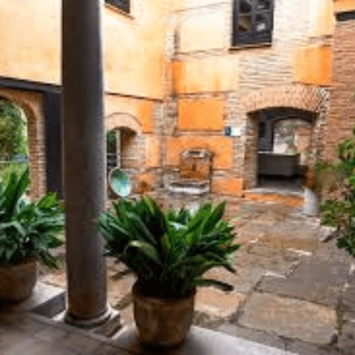 アルヒベ・デル・レイの穴場展望テラスとグラナダ観光の風景