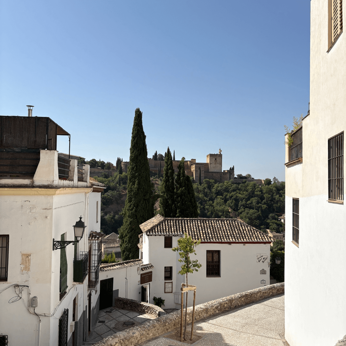 グラナダ危険エリア アルバイシンとサクロモンテの地図